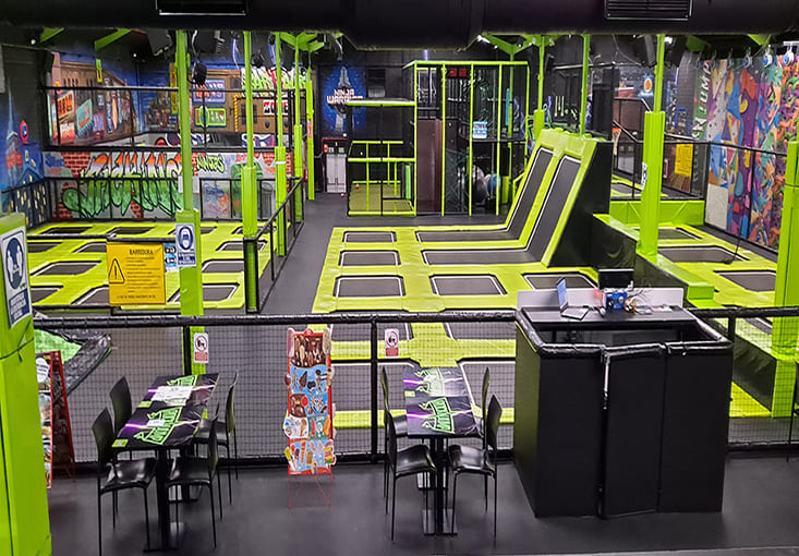 fabricacion parques infantiles camas elasticas